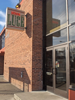 Pizza Luce from front
